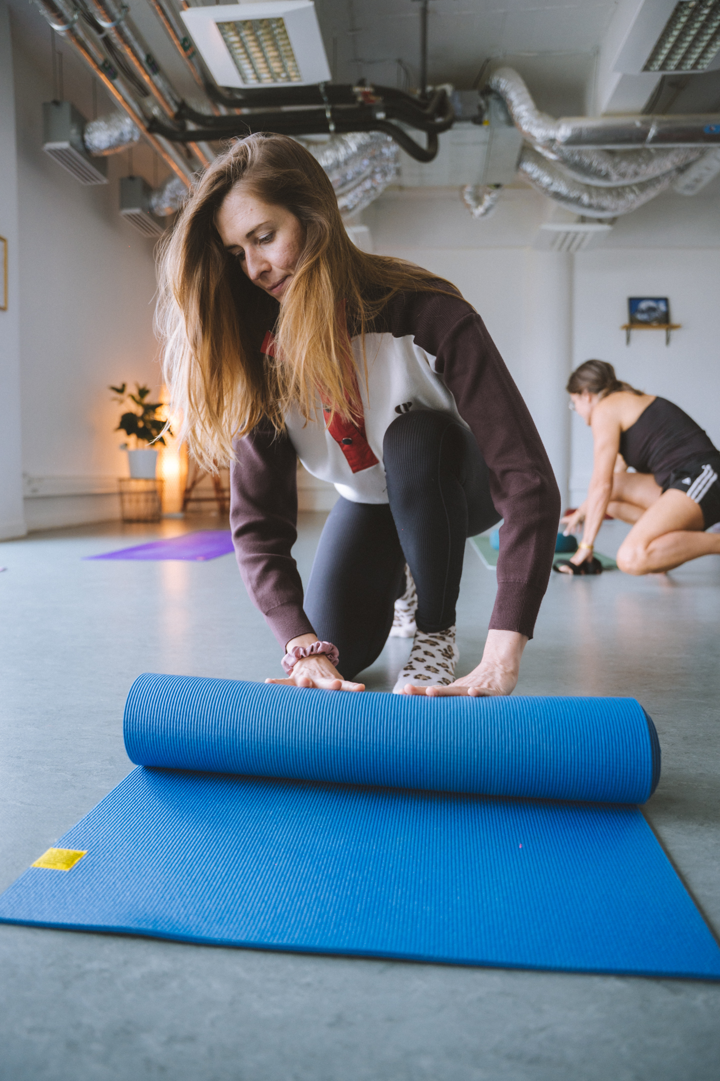 Préparation d’un cours de Yoga au studio Muditā à Tours